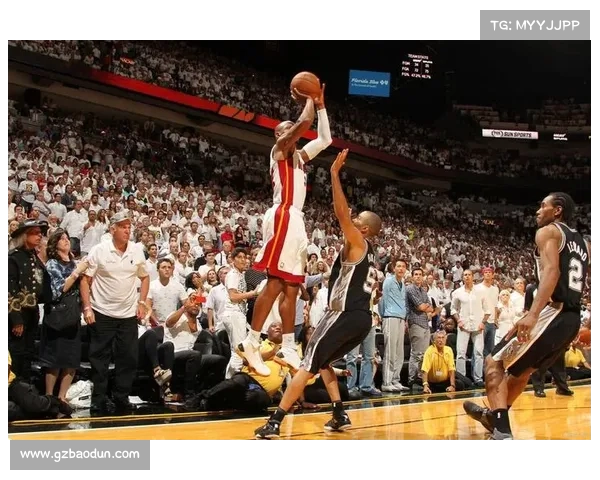 NBA历史经典对决回顾:那些年我们一起见证的超级战役 NBA历史经典对决回顾:那些年我们一起见证的超级战役